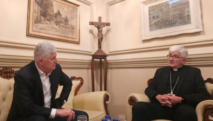 Dragan Čović i biskup Majić