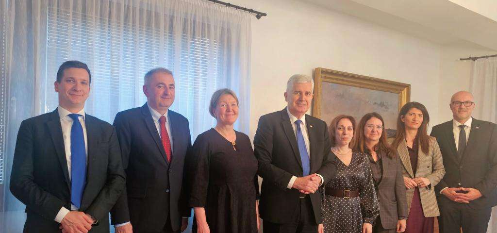 Čović s veleposlanicima Skupine prijatelja Zapadnog Balkana