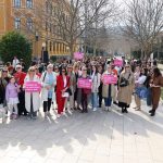 Neformalna grupa nevladinih udruga "Mostarska mreža" organizirala je u subotu u Mostaru prosvjednu šetnju pod sloganom "Kad su žene Mostara šutjele?" povodom Međunarodnog dana žena, s ciljem podizanja svijesti o pravima žena i izgradnje ravnopravnijeg društva.