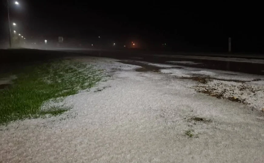 Foto: Radio Novi Grad / Nevrijeme s ledom u Bosanskom Novom