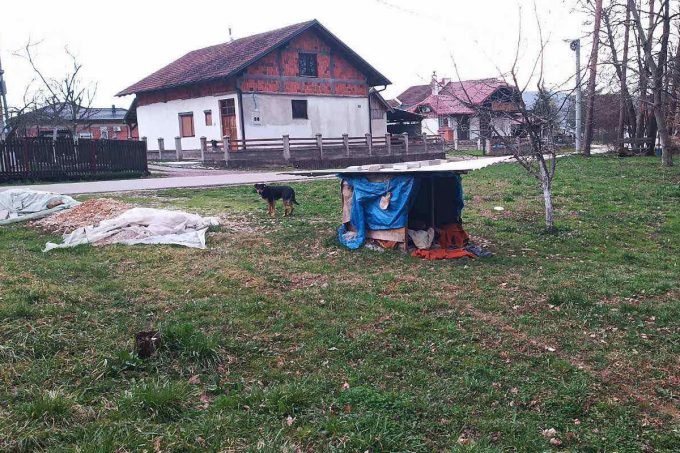 pas i ilegani azil