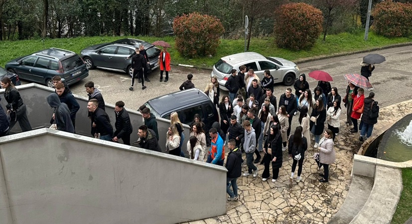 Učenici Srednje škole Vitez posjetili su SCM/ Foto: Facebook SCM