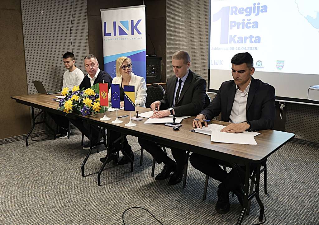 Konferencija / Foto: Fena