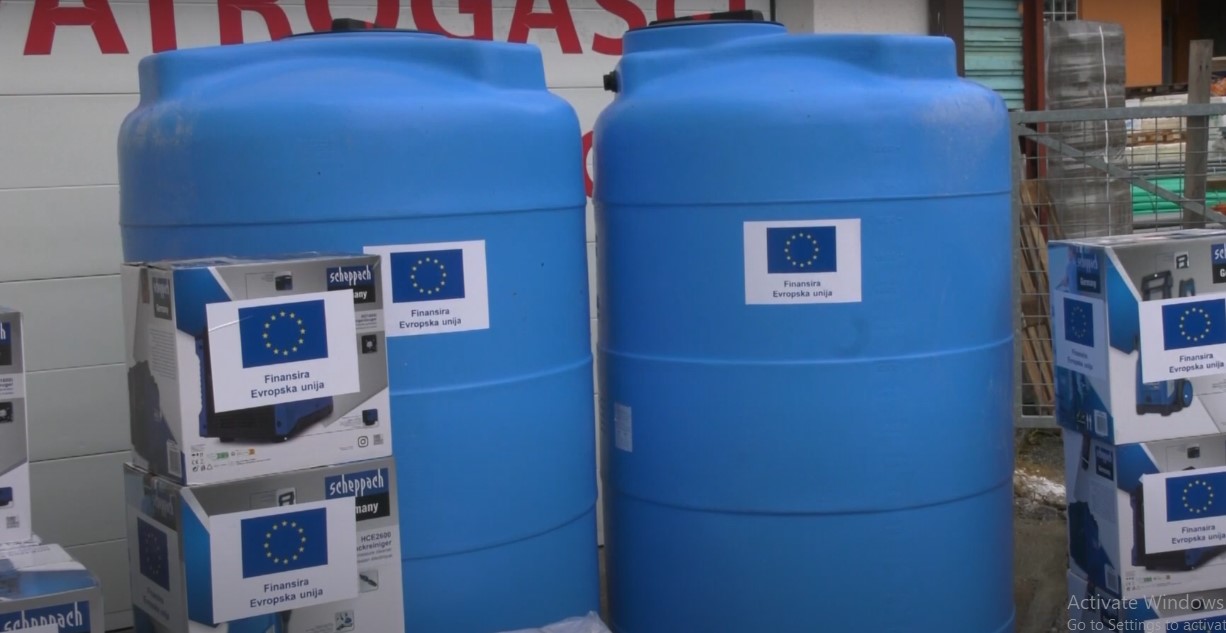 Pomoć UN i UNDP bačve za vodu / Foto BHRT