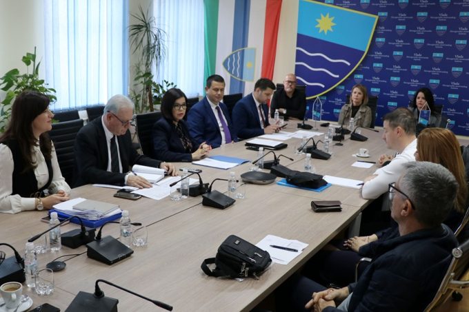 Sastanak Vlade HNŽ-a sa sindikatima zdravstvenih djelatnika