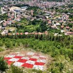 Čišćenje grba / Foto: Udruga Korektiv