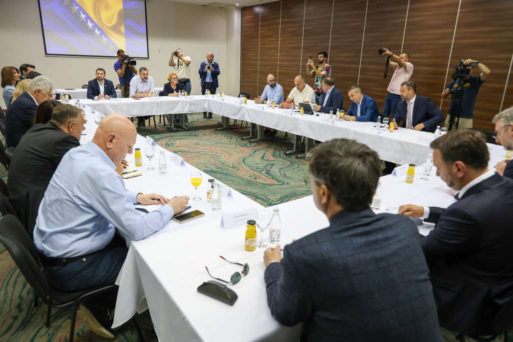 Sastanak Trojke i HDZ BiH / Foto: Fena