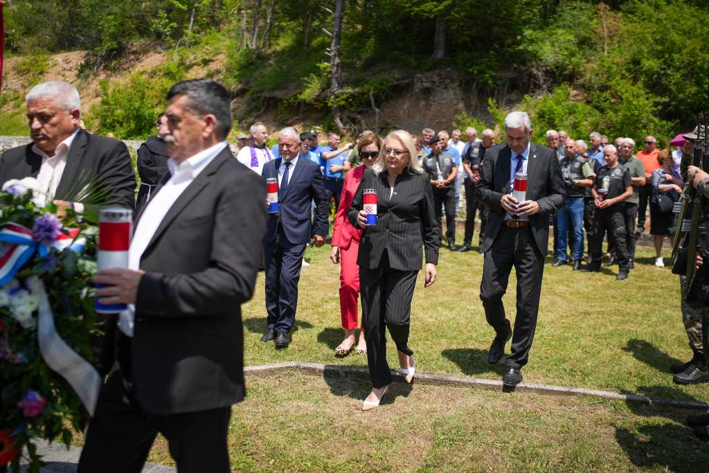 Obilježena 32. obljetnica stradanja Hrvata općine Kakanj / Foto/ Ured predsjednice FBiH