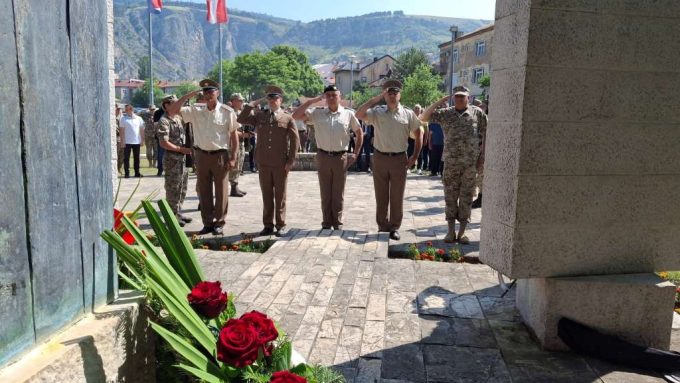 Obilježena 31. obljetnica ustrojavanja 1. gardijske motorizirane brigade HVO-a u Livnu