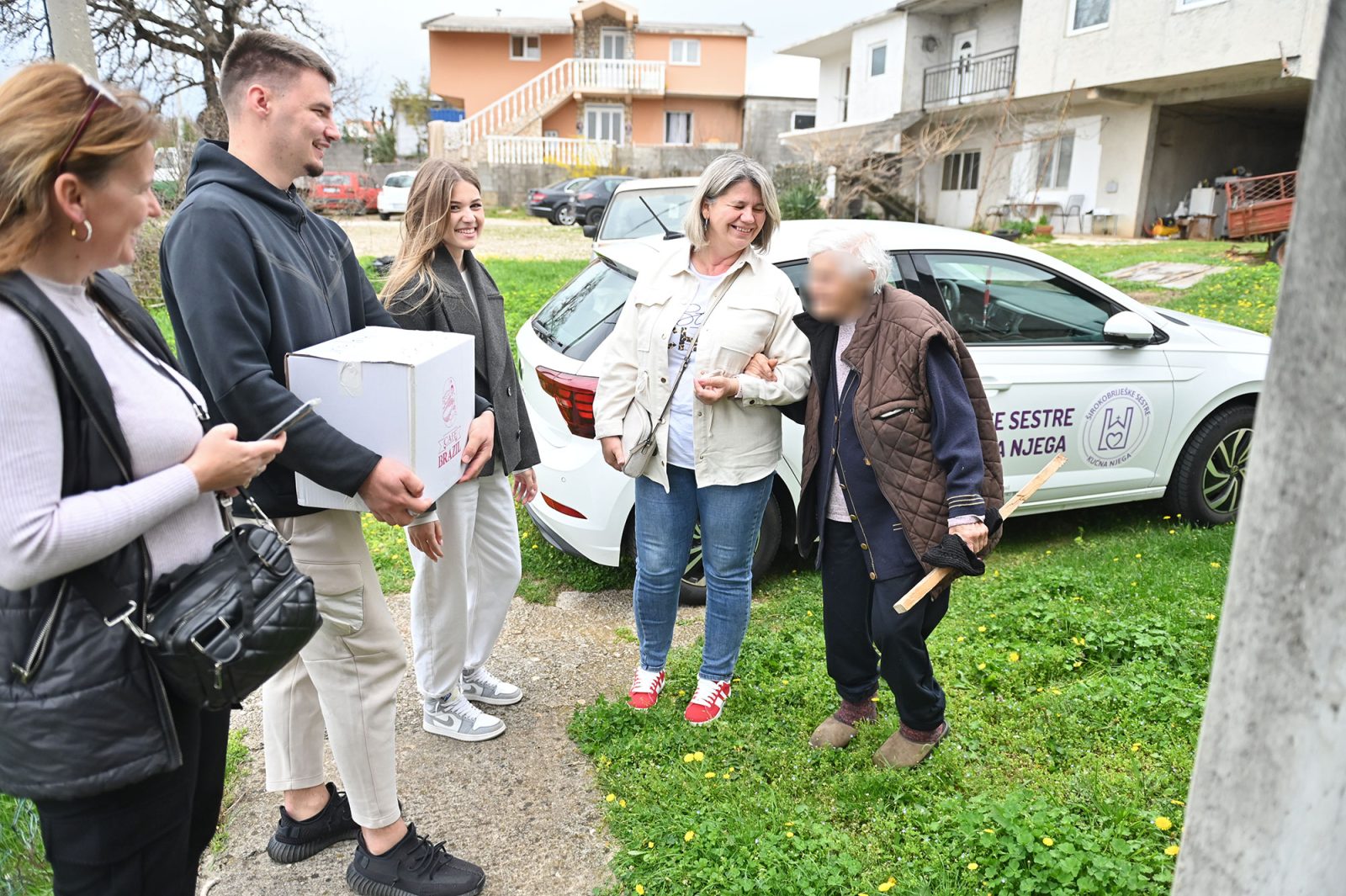 Širokobriješke sestre – kućna njega / Foto: Crveni križ ŽZH