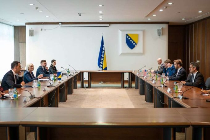 Krišto s Hanrahanom i Flemingom