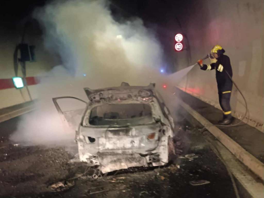 Požar na automobilu / Foto: PVJ Konjic