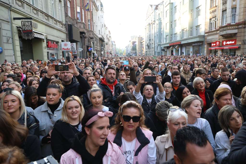 sarajevo se oprostilo od halida bešlića