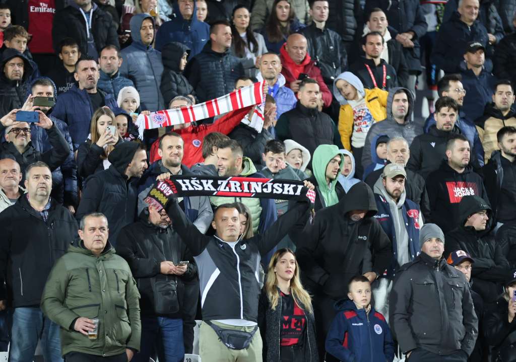 Navijači Zrinjskog / Foto: Fena
