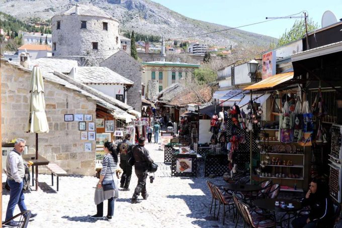 mostar sunce