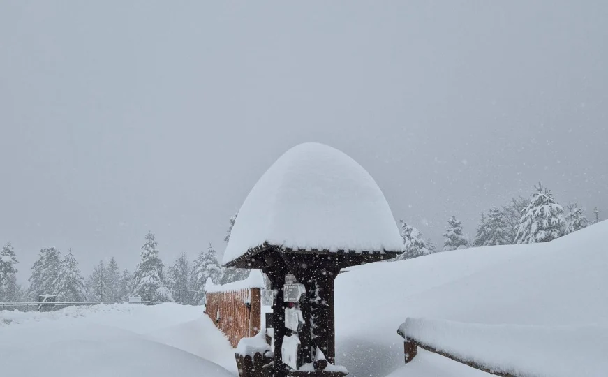 Teslić već pod metrom snijega: BH Meteo najavljuje do 2m do ponedjeljka! Teslić već pod metrom snijega: BH Meteo najavljuje do 2m do ponedjeljka!