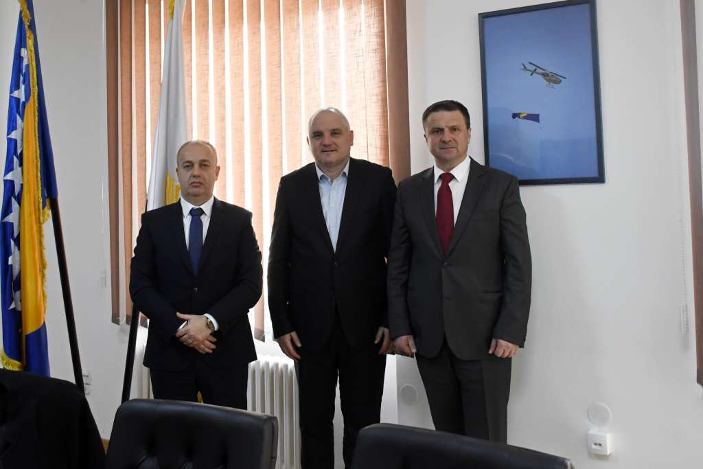 Časnik za vezu MUP-a RH u posjeti FUP-u: Jačati suradnju na profesionalizaciji policijskih struktura Časnik za vezu MUP-a RH u posjeti FUP-u: Jačati suradnju na profesionalizaciji policijskih struktura