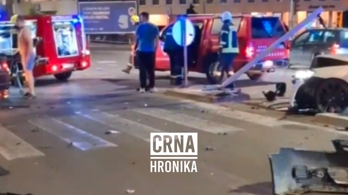 Mostar: Pet osoba prevezeno u bolnicu nakon silovitog sudara