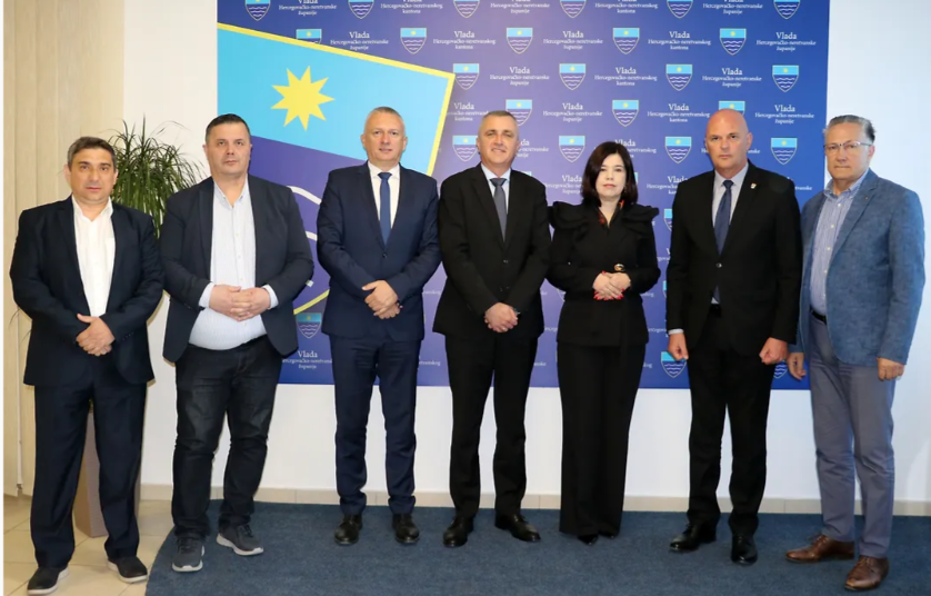 vlada hnž i načelnici