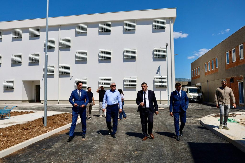 Nova zgrada Kazneno-popravnog zavoda Mostar u Rodoču kao iskorak prema većoj sigurnosti i europskim standardima Nova zgrada Kazneno-popravnog zavoda Mostar u Rodoču kao iskorak prema većoj sigurnosti i europskim standardima