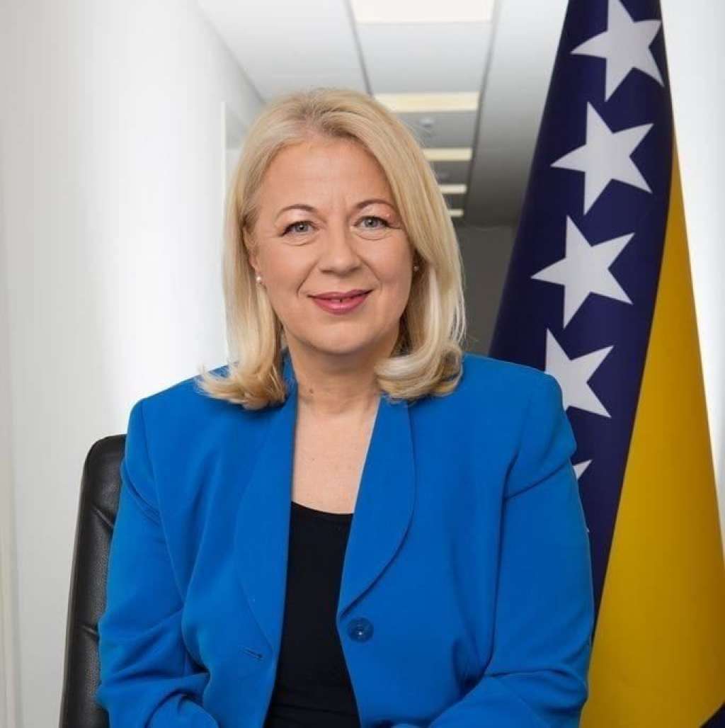 veleposlanica kovačević