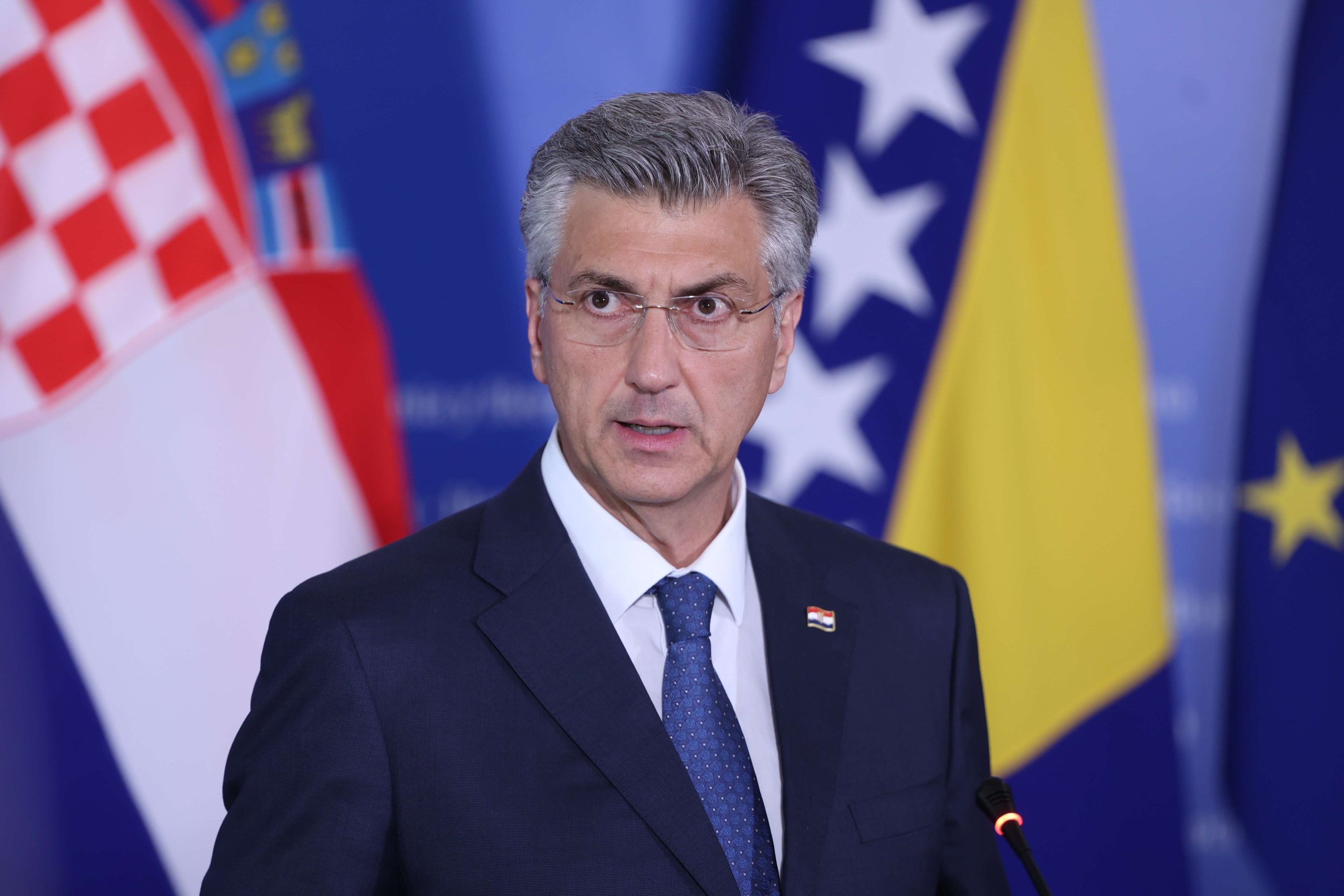 Dogovor DP-a i HDZ-a: U Sabor ide zajednički prijedlog rezolucije o Hrvatima u BiH Dogovor DP-a i HDZ-a: U Sabor ide zajednički prijedlog rezolucije o Hrvatima u BiH