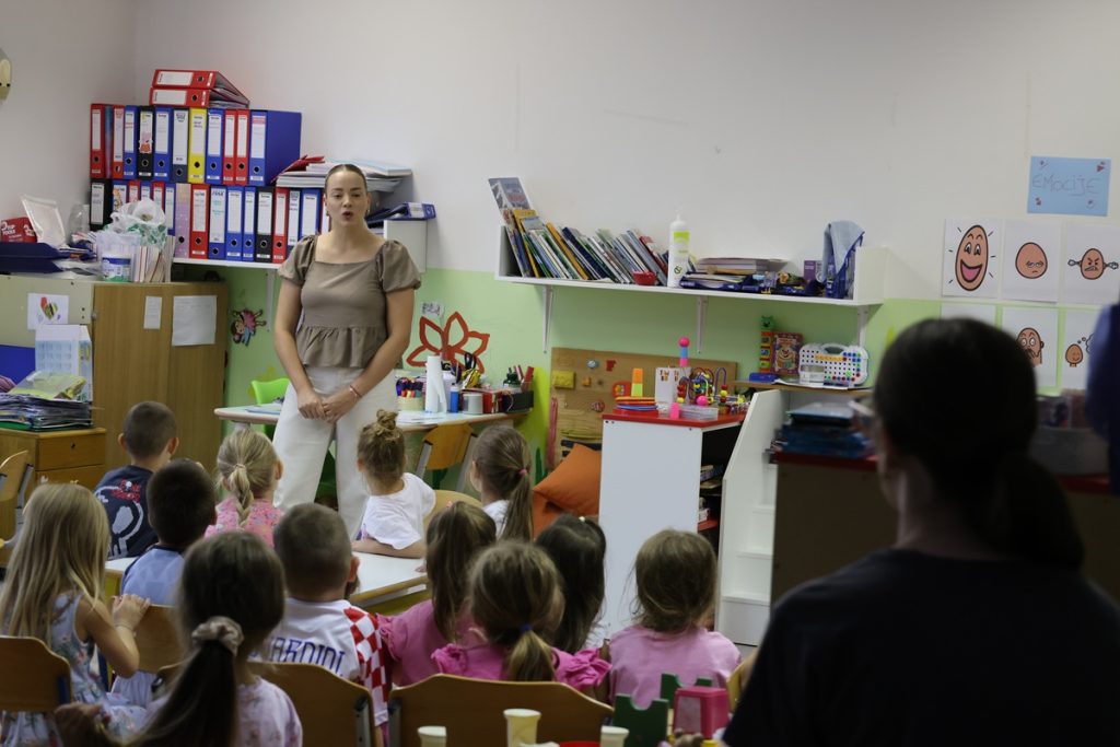 Velike promjene počinju od najmlađih: Djeca u Mostaru uče kako čuvati svoj grad Velike promjene počinju od najmlađih: Djeca u Mostaru uče kako čuvati svoj grad