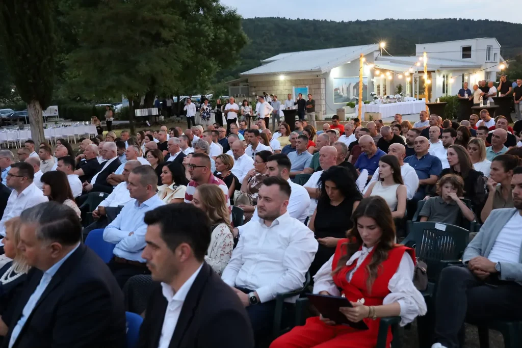Buhač na proslavi Dana Stoca: Odgovornost i obveza svih predstavnika vlasti jest društvo u kojemu će konstitutivni narodi u BiH biti ustavno i stvarno jednakopravni