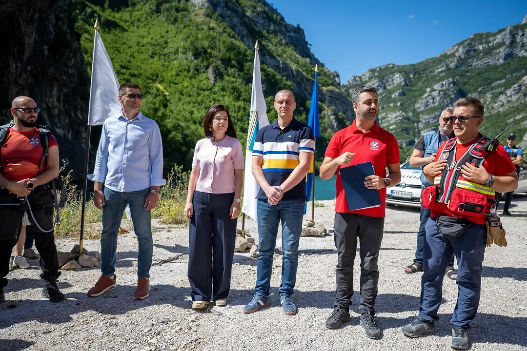 Velika vježba spašavanja u Jablanici: Buhač i ministri na terenu Velika vježba spašavanja u Jablanici: Buhač i ministri na terenu