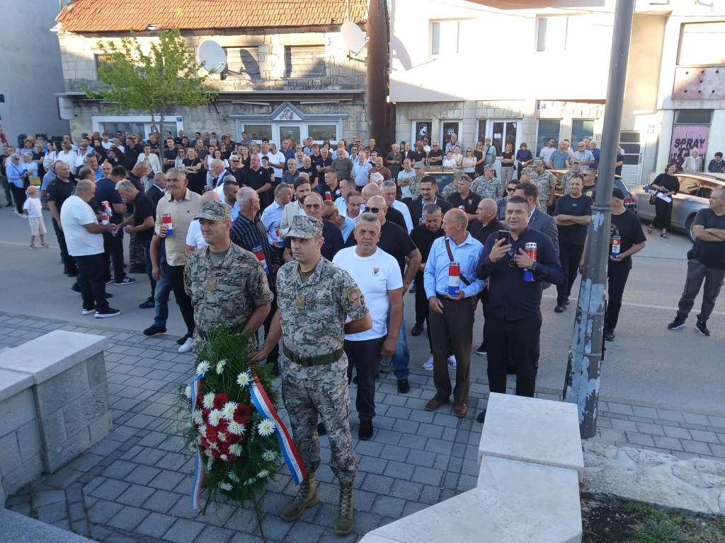 Tomislavgrad slavi 34. obljetnicu HVO ‘Kralj Tomislav’ i Dan branitelja Tomislavgrad slavi 34. obljetnicu HVO ‘Kralj Tomislav’ i Dan branitelja