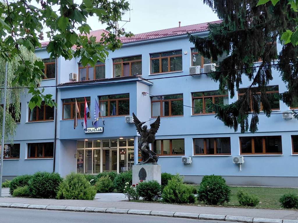 Sindikat MUP-a HBŽ-a s ministrom Lovrićem o plaćama i kolektivnom ugovoru Sindikat MUP-a HBŽ-a s ministrom Lovrićem o plaćama i kolektivnom ugovoru