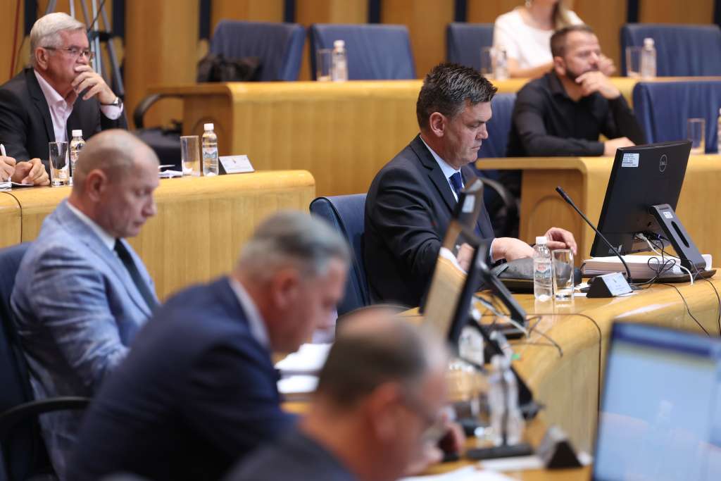 Dom naroda PSBiH podržao hitnu proceduru za prijedlog proračuna institucija BiH za 2026. Dom naroda PSBiH podržao hitnu proceduru za prijedlog proračuna institucija BiH za 2026.
