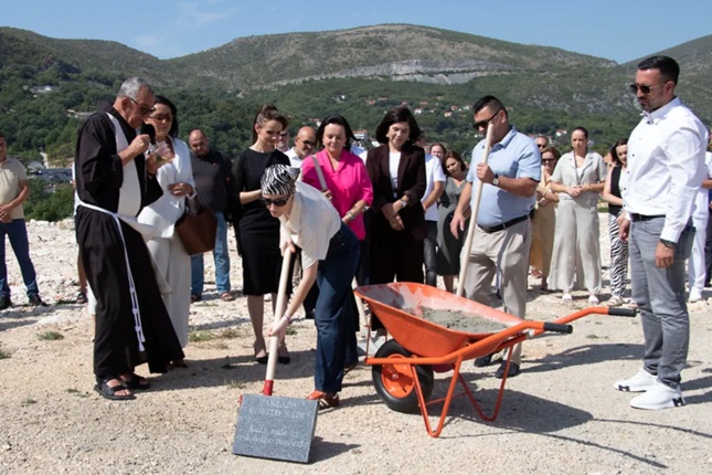 kamen temeljac
