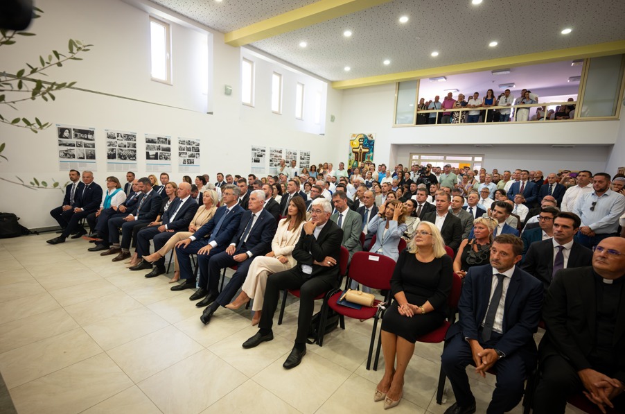 U Mostaru potpisani ugovori za 600 projekata namijenjenih Hrvatima u BiH