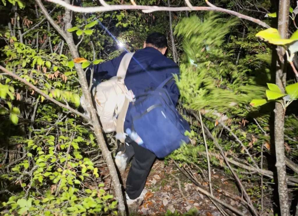 Kinez spašen na Kamešnici nakon dramatične noćne potrage Kinez spašen na Kamešnici nakon dramatične noćne potrage