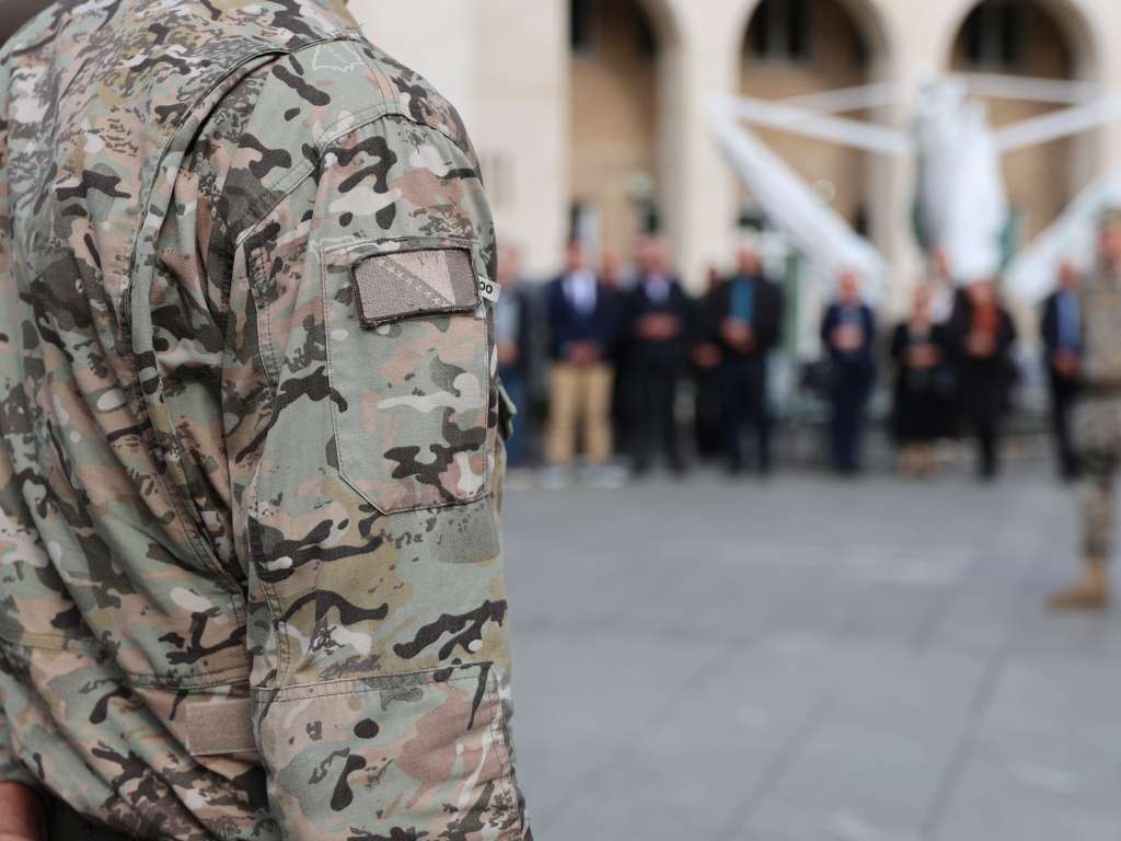 Još 16 branitelja dobit će pomoć za stambeno zbrinjavanje u HBŽ-u Još 16 branitelja dobit će pomoć za stambeno zbrinjavanje u HBŽ-u