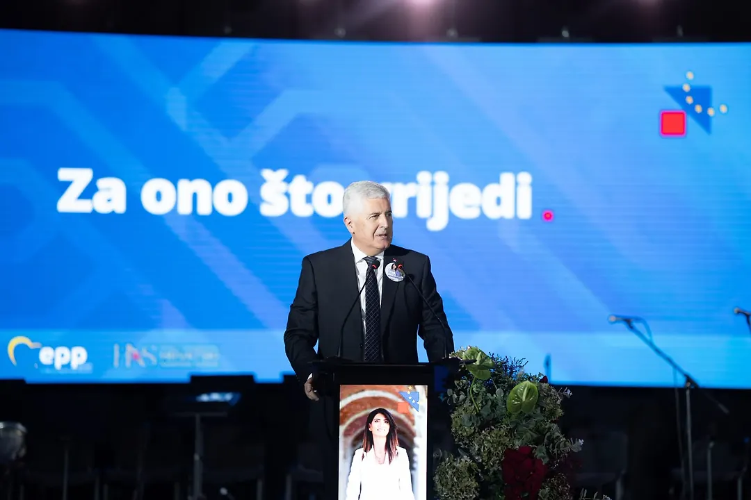 čović
