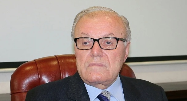 asim kurjak