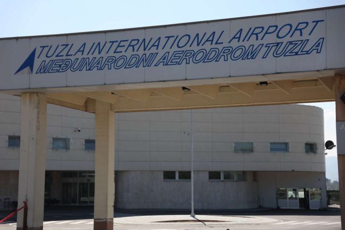tuzla aerodrom
