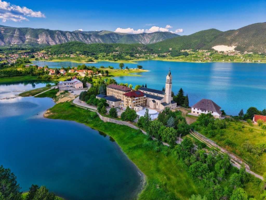 Potraga za korijenima: Besplatno studijsko putovanje za mlade Potraga za korijenima: Besplatno studijsko putovanje za mlade