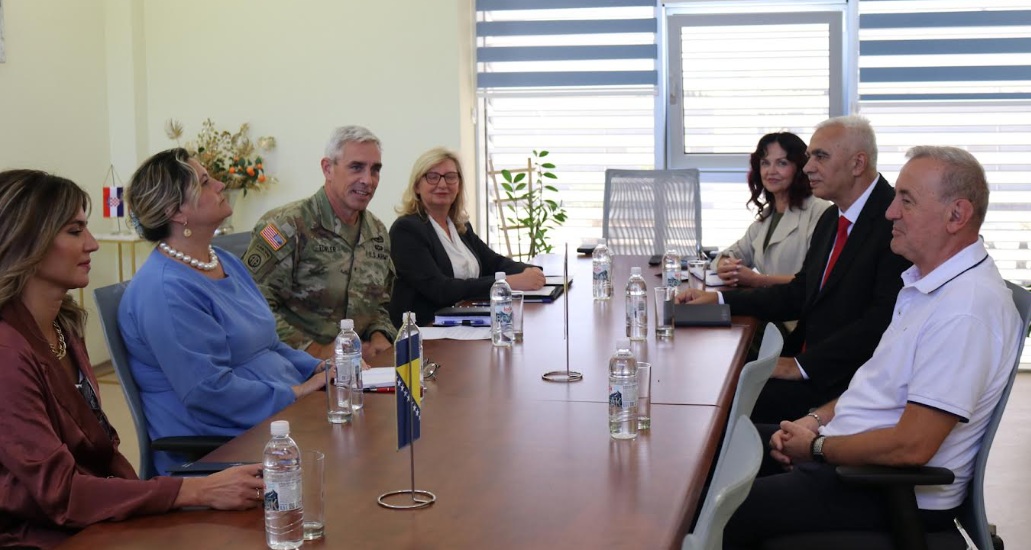 Zapovjednik NATO snaga u BiH u posjetu AEPTM Zapovjednik NATO snaga u BiH u posjetu AEPTM